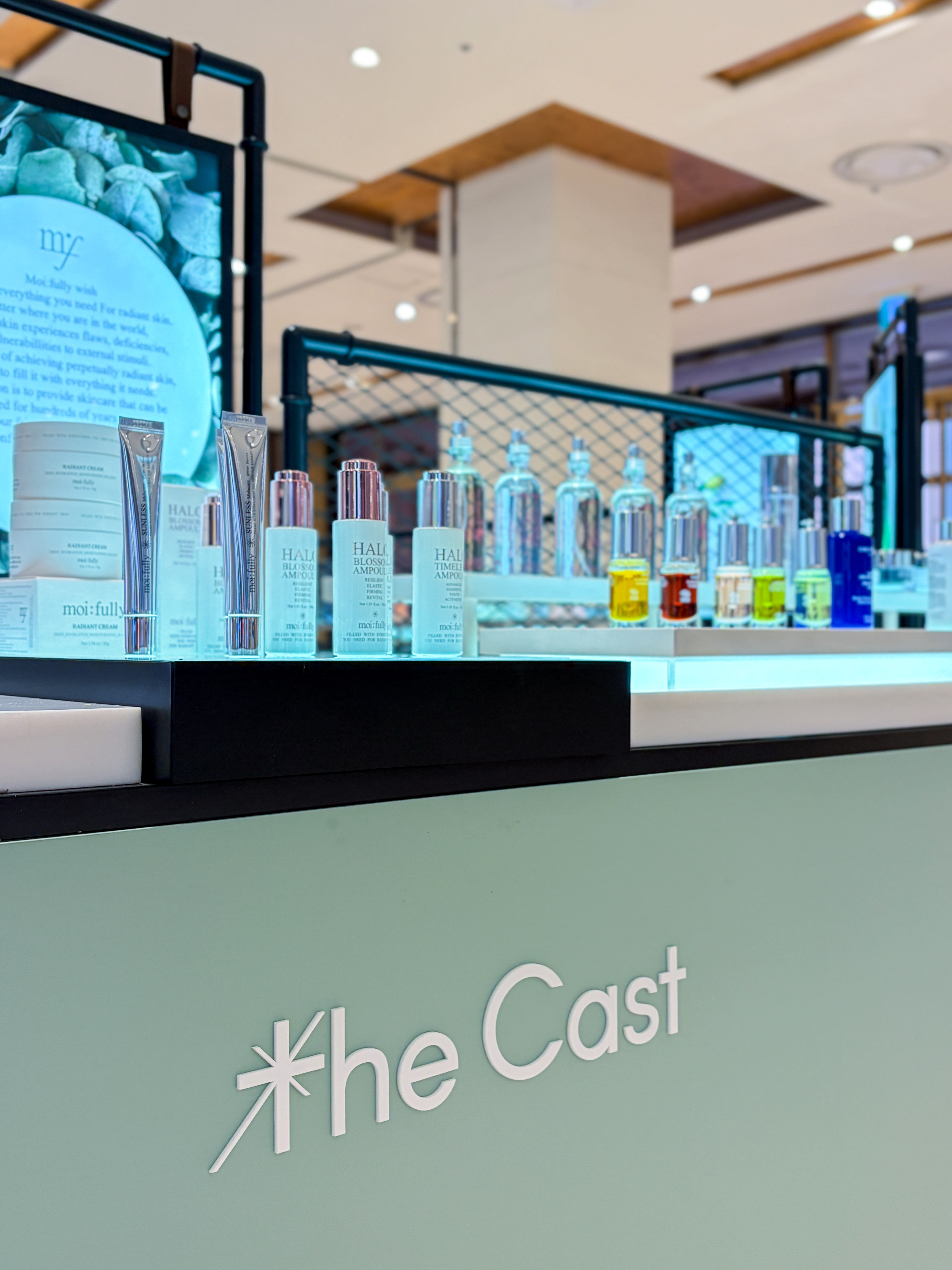 The Cast showcase image 5